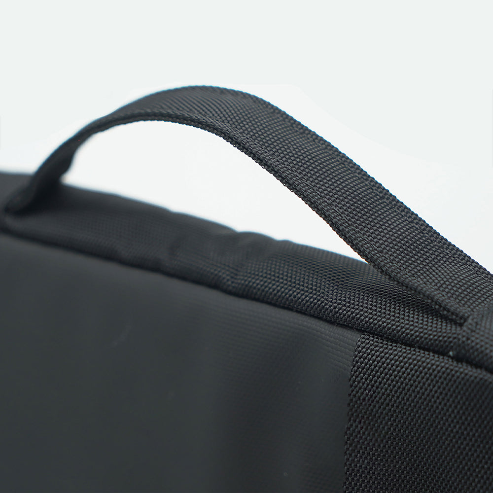 Lenyes LB576 Creator Serisi Darbe Emici Su Geçirmez Polyester Kumaş 15-16 inç Laptop Çantası Lenyes LB576 Creator Serisi Darbe Emici Su Geçirmez Polyester Kumaş 15-16 inç Laptop Çantası
